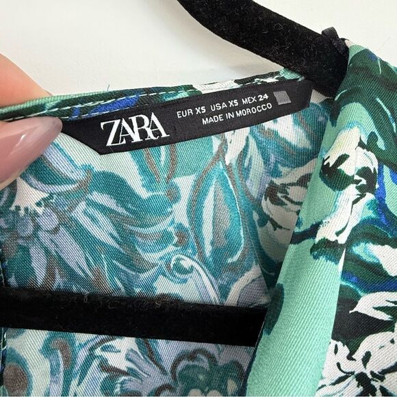 ZARA | Satin Jumpsuit - Picture 5 of 15